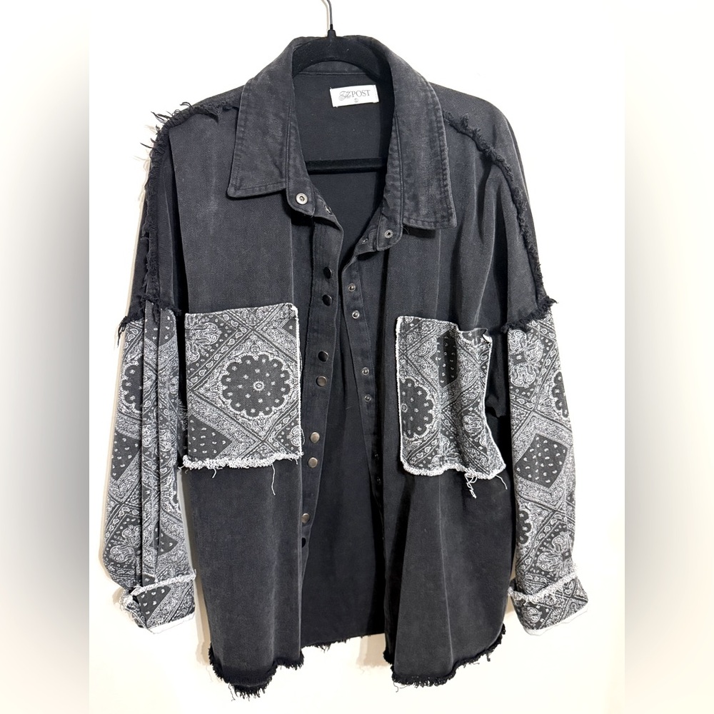 Oversized Shacket - Black w/ Grey & White Paisley Sleeves & Pockets